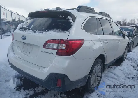 2018 Subaru Outback 2.5I Premium z USA, uszkodzony, nr VIN 4S4BSACC9J3335266